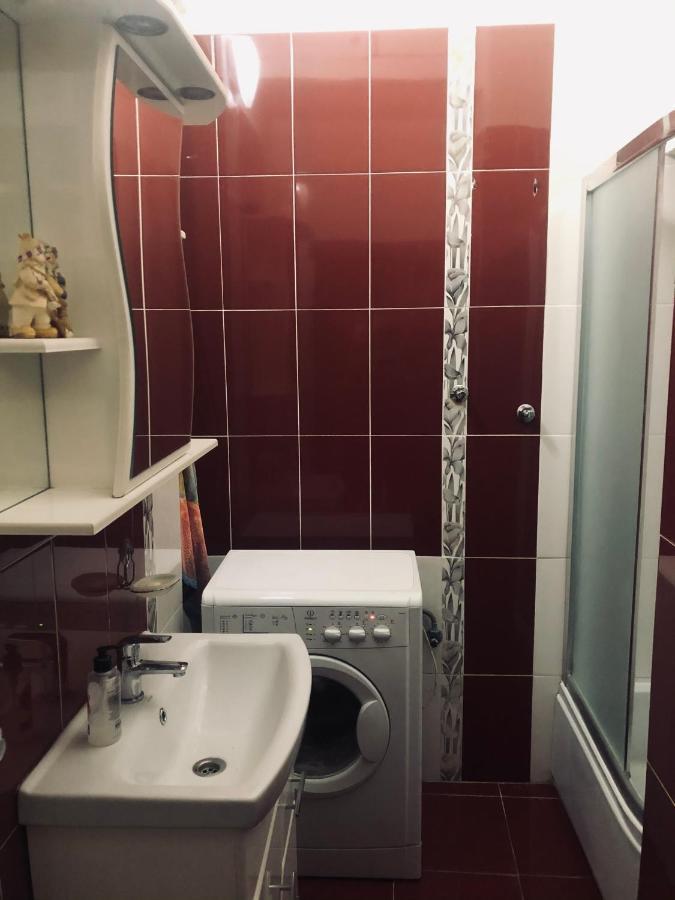 У Богдана Lviv Eksteriør billede