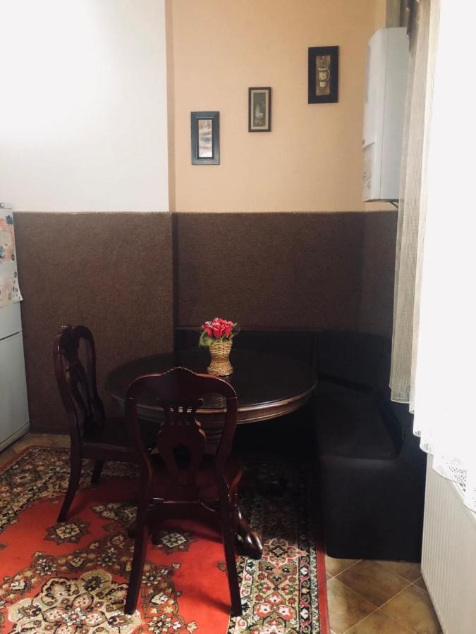 У Богдана Lviv Eksteriør billede